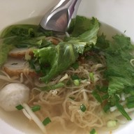 ราชาหมูกรอบ
