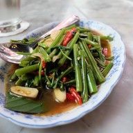 เมนูของร้าน ตู้กับข้าว