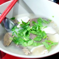 เมนูของร้าน ข้าวต้มปลาลุงหนวด ศรีราชา