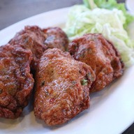 เมนูของร้าน บ้านไม้ริมน้ำ แปดริ้ว