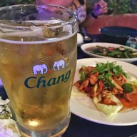 Cha Cha Bar Chiangmai pub&restaurant