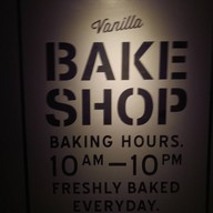 หน้าร้าน Vanilla Bakeshop เอกมัย 12