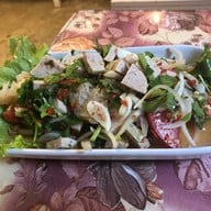 VT แหนมเนือง หลัง มข. The Red Roof