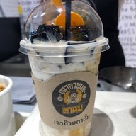 เมนูของร้าน เฉาก๊วยตาตั้ม MRT ลาดพร้าว