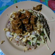 เมนูของร้าน กุ๊กปุ๋ย อาหารตามสั่ง