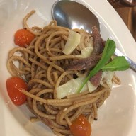 CALIN Café : French Café & Gourmet Grocery