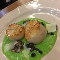 CALIN Café : French Café & Gourmet Grocery