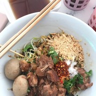 ร้านเปิ้ลก๋วยเตี๋ยวเป็ด