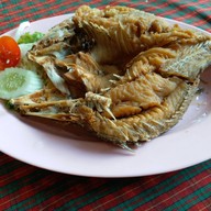 เมนูของร้าน บ้านไม้ริมน้ำ