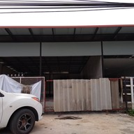 หน้าร้าน ไก่ทอดเดชา รังสิตคลอง 2