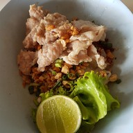 องอาจโภชนา
