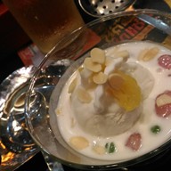 เมนูของร้าน MK Restaurants 101 The Third Place