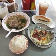 เมนูของร้าน มะกัน