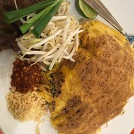 Munch Restaurant @ Citrus Sukhunvit 11 Hotel