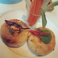 เมนูของร้าน All Six To Twelve Café & Social Bar หลังสวน
