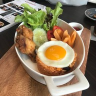 เมนูของร้าน The Hub Cafe and Eatery พระราม 9