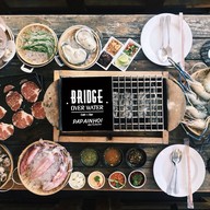 เมนูของร้าน Bridge Over Water