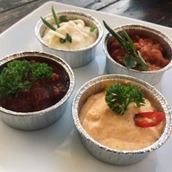 เมนูของร้าน Bridge Over Water