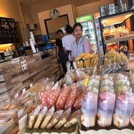 บรรยากาศ S&P Restaurant & Bakery ในปั้มปตท