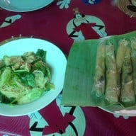 ป้าหว่าง หมี่พันลับแล