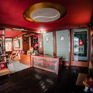 หน้าร้าน Yin Yang The Original Massage and Spa โรงแรมแม่น้ำ