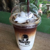 เมนูของร้าน Gorilla Cafe สนามหญ้าเทียมหน้า ร.5 ติด Yes bar -