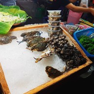 บรรยากาศ ยำมะม่วง... ซิ่งสะเดิด