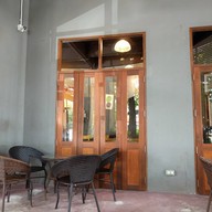 หน้าร้าน Coffee Der La ร้านกาแฟคอฟฟี่เด้อหล่า โอโซนวิลเลจ