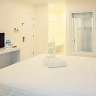 Shunli Hostel Phuket