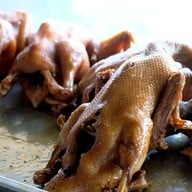 เมนูของร้าน ป้าติ๋มไก่ต้มน้ำปลา