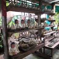 บ้านสวนกาแฟสดจำหน่ายวัตถุโบราณ อ่างทอง