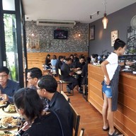 Loft Studio Cafe