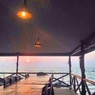 บรรยากาศ อ่าวใหม่ซีฟู๊ด