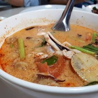 เมนูของร้าน เจ๊ใหญ่ นิมมาน
