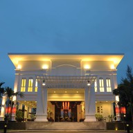 The Old Phuket Karon Beach Resort
