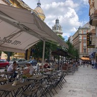 หน้าร้าน Madal Cafe Ferenciek tere