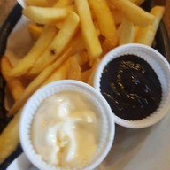 เมนูของร้าน Escapade Burgers & Shakes