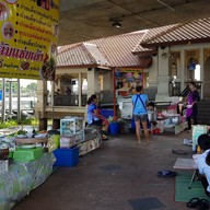 บรรยากาศ ก๋วยเตี๋ยวเรือเฮียชาย