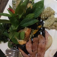 ร้านสเต็กตัวน้ำ (ป้าแก้ว คลองหลอด) -