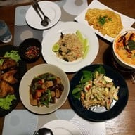 เมนูของร้าน Villa Moreeda Restuarant