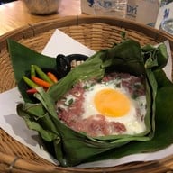 เมนูของร้าน ใส้อั่วป้าน้อง