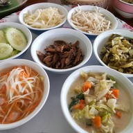 ร้านขนมจีนเส้นสด ณ.ฉัตร