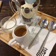 เมนูของร้าน Little Hideout Patisserie ราชพฤกษ์