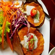 ครัวผักหวานบ้าน ไร่นฤบดินทร์ สาขา 1 แสงชูโต