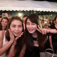Up ท่าพระจันทร์