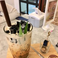 เมนูของร้าน Lyn’s The Shanghai Cafe'