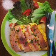 เมนูของร้าน DIS GUSTO