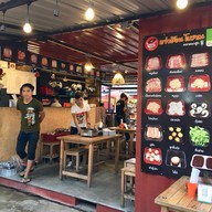 หน้าร้าน แจ่วฮ้อน โบราณ ตลาดนกฮูก