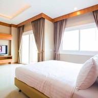 Romantic Khonkaen Hotel