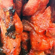 เมนูของร้าน ข้าวหมูแดงนายกิ้ว สาขา 2(กลางซอย สุขุมวิท1)